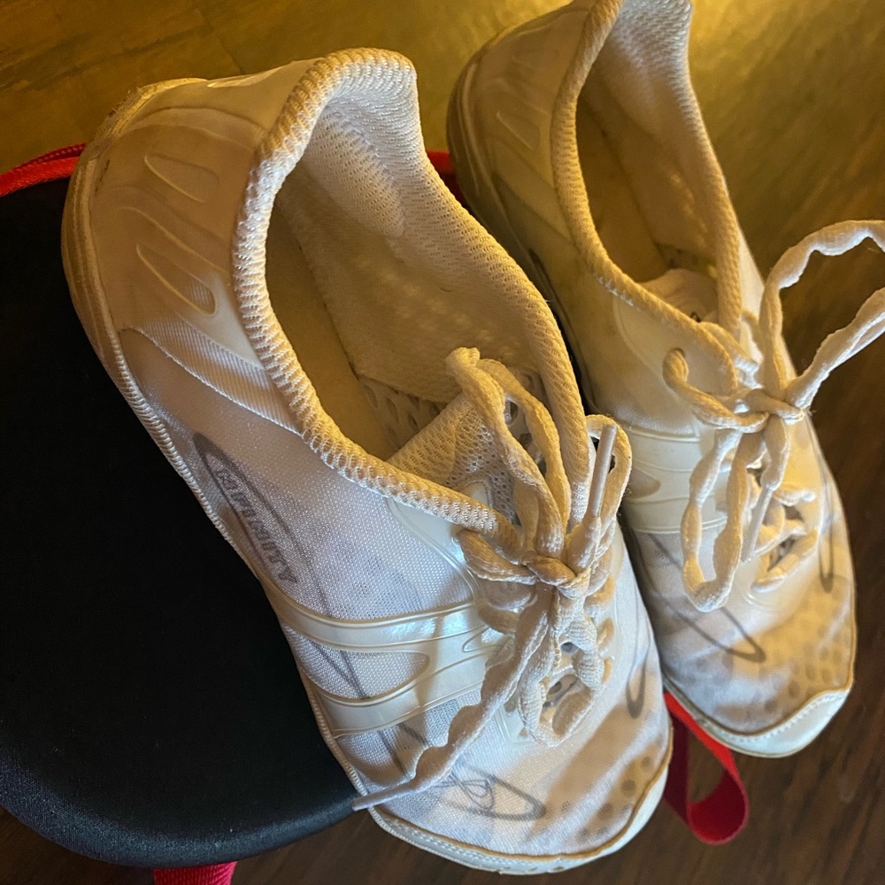 nfinity cheer shoes
